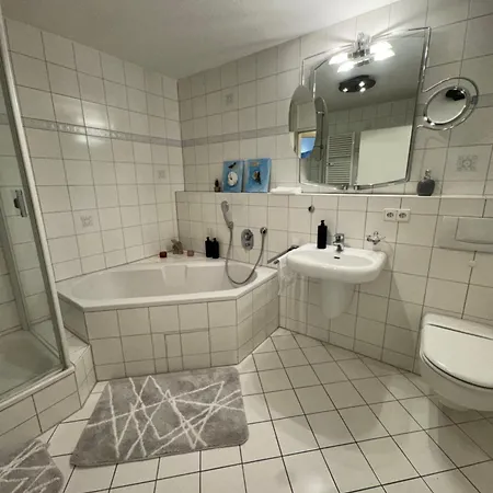 Apartamento Am Neckar Mit Tiefgarage